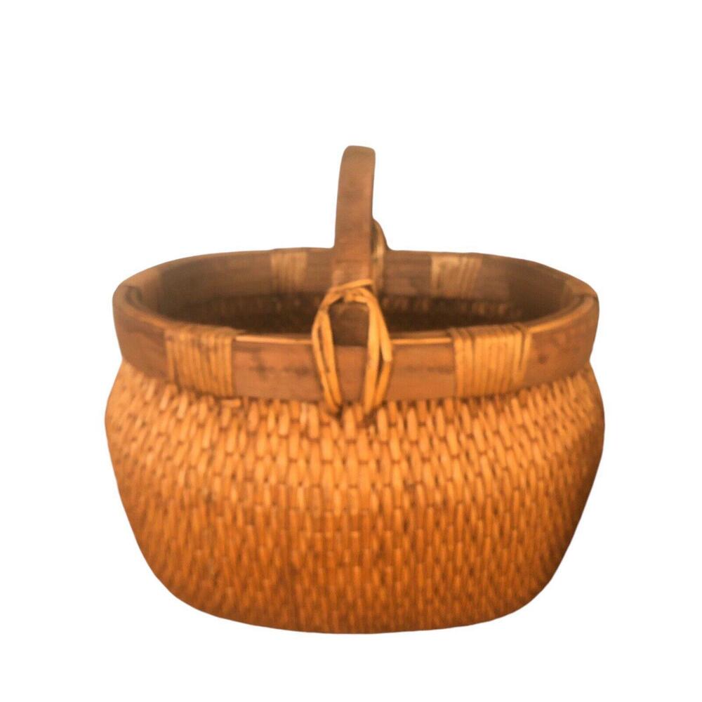 Early 19th Century Chinese Woven Willow Basket Single Handle Wood Wicker 16.25in